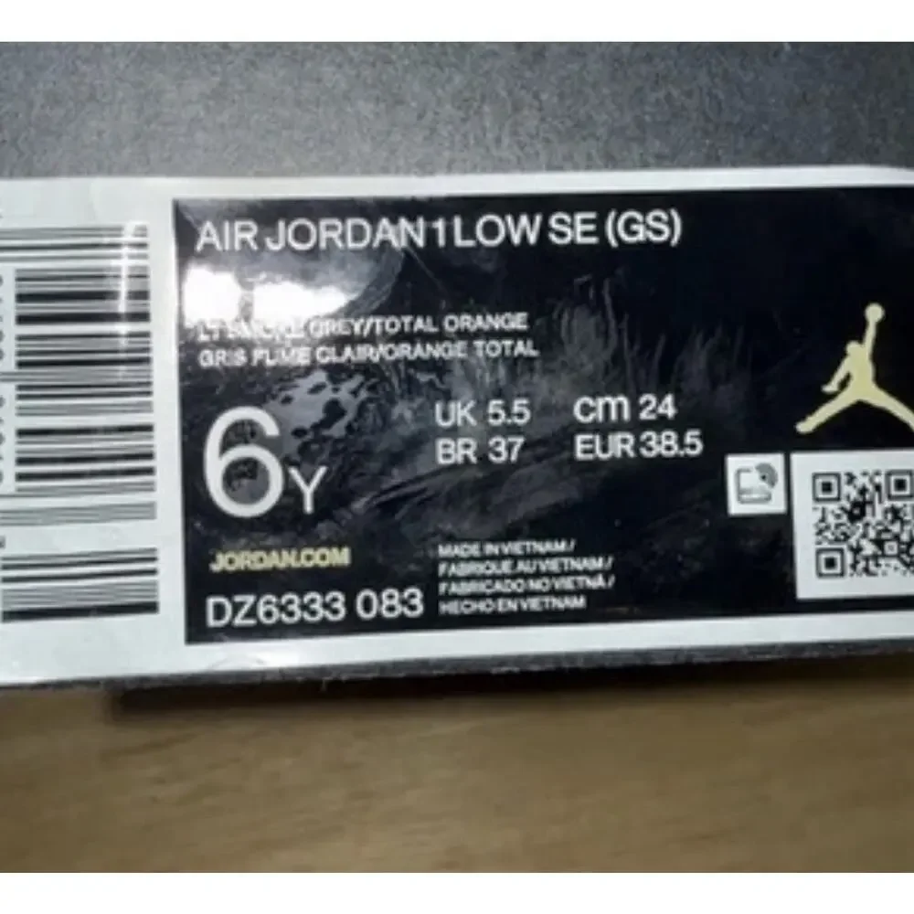 6Y = 7.5W - Jordan 1 Low Rabbit SE DZ6333-083 Grey Orange Green GS